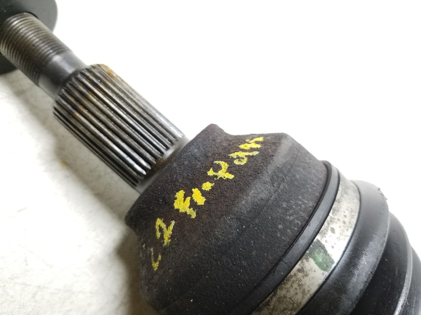2013 Chrysler 200 Front Axle Shaft Passenger Side Right 2.4l OEM