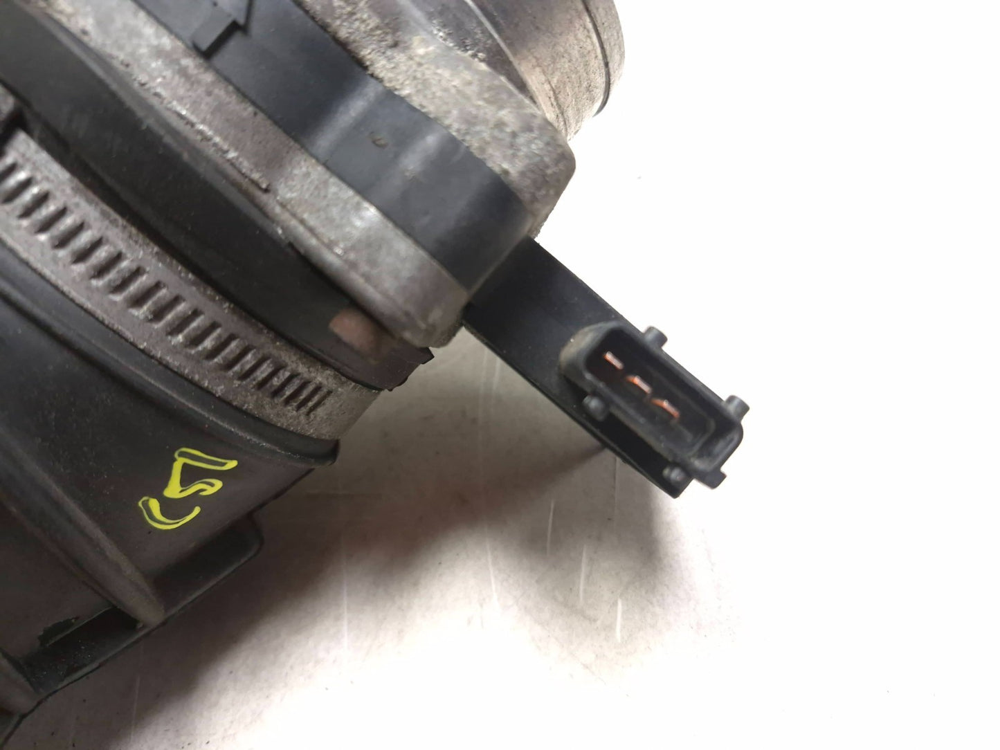 2007 Saab 9-5 Aero Mass Air Flow Sensor W/ Air Intake Hose OEM