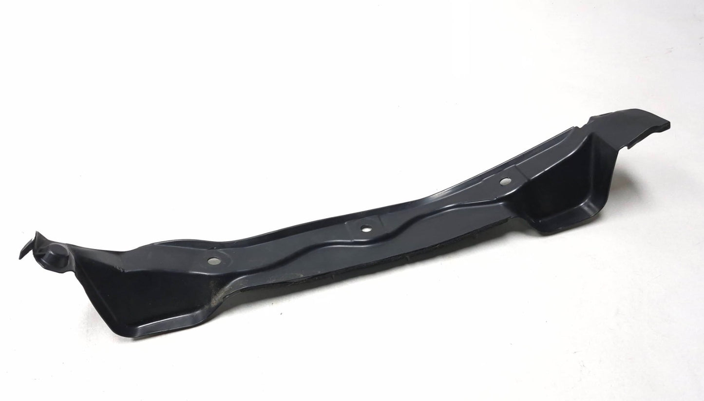 2013 Hyundai Genesis Coupe Rear Insulator Fender Left & Right OEM