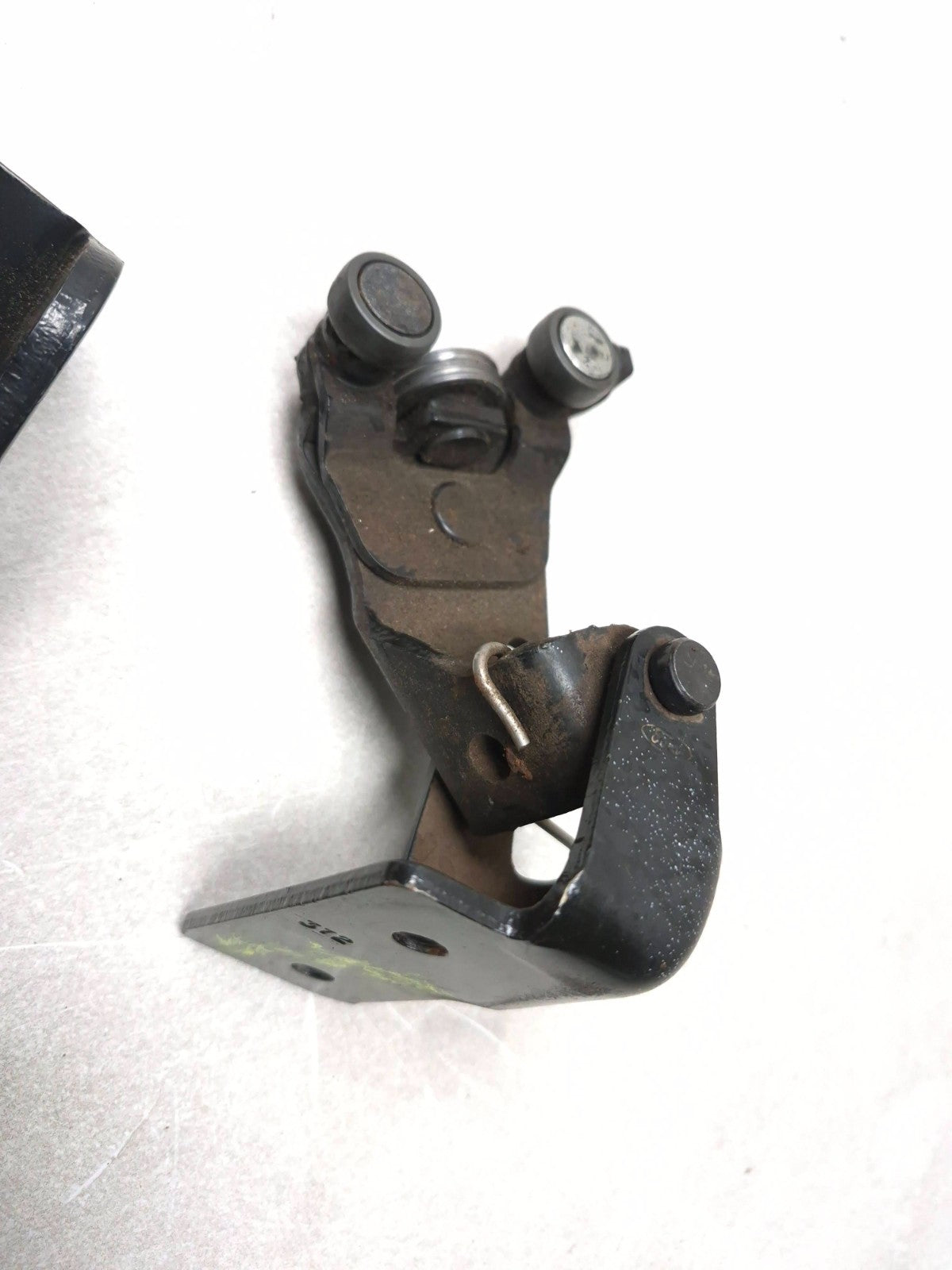 2013 Ford Transit Connect Rear Sliding Door Hinge Roller Driver Side Lh OEM