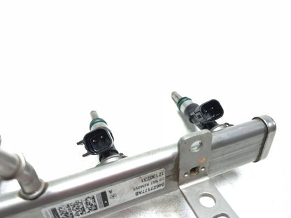 2014 Fiat 500l Fuel Rail W/ Injector OEM