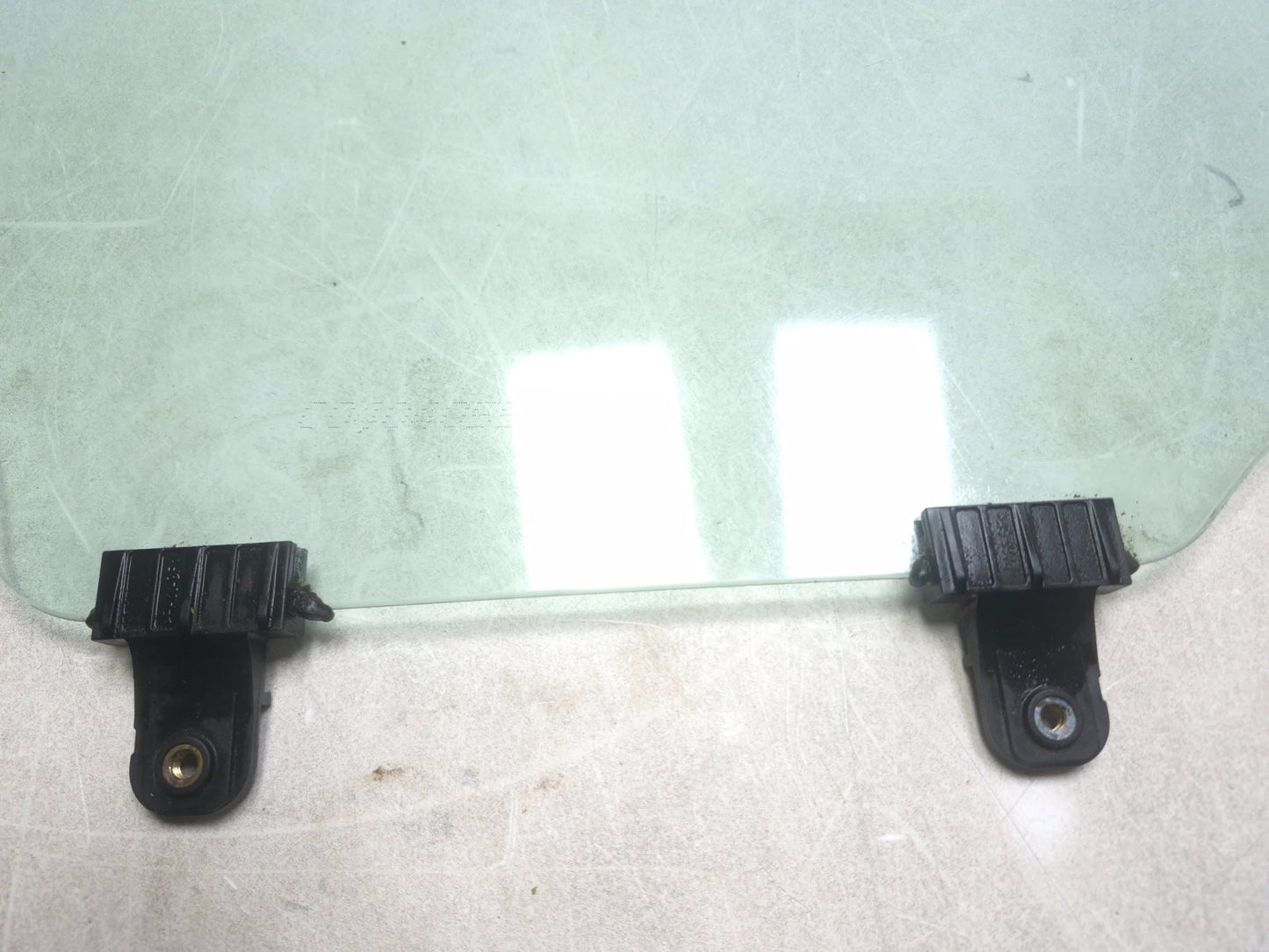 2019 Hyundai Kona Rear Door Window Glass Right Passenger Side OEM