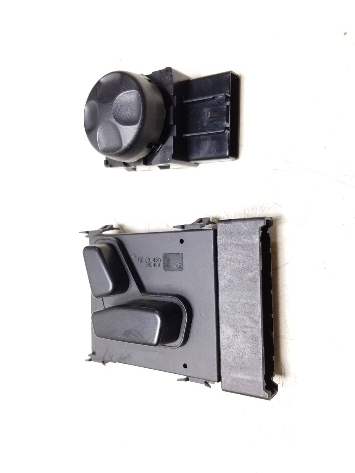 2012 Jeep Grand Cherokee Seat Adjust Control Switch Passenger Side Right OEM