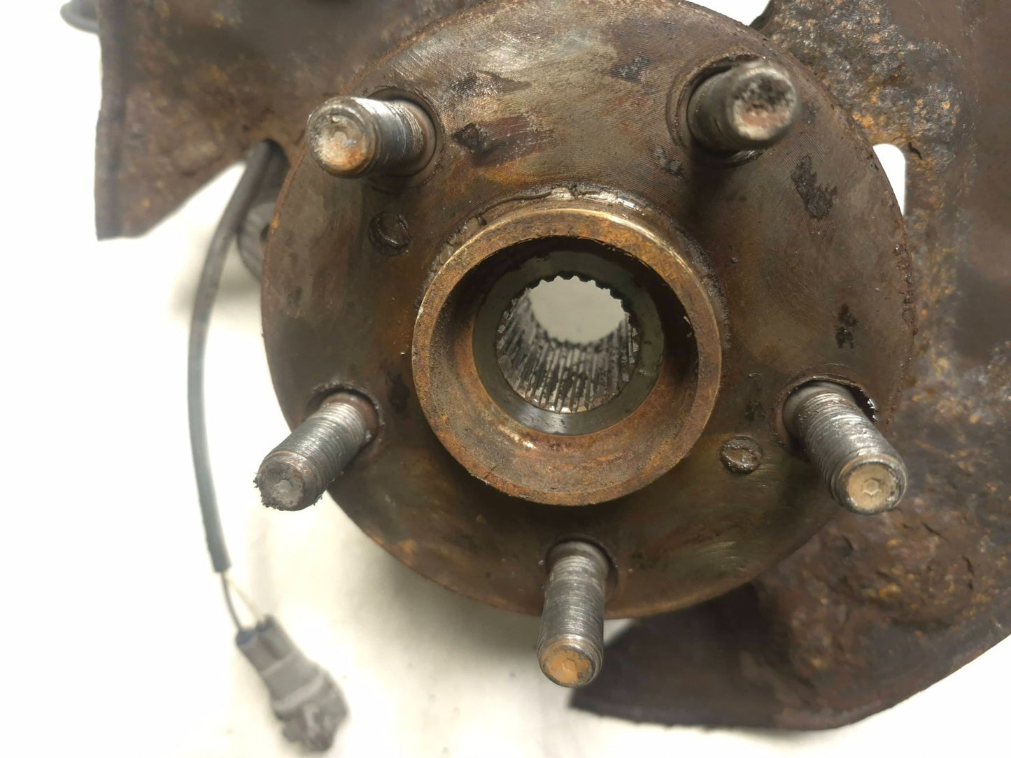 2007 Toyota Corolla Front Spindle Knuckle Wheel Hub Driver Side Left OEM