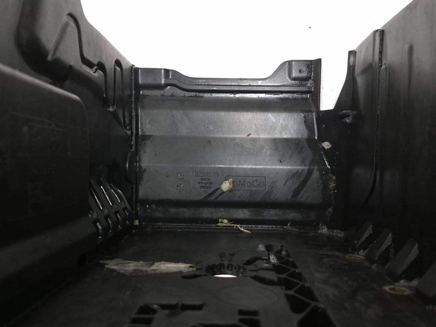 2013 Volvo S60 2.5l Battery Tray OEM