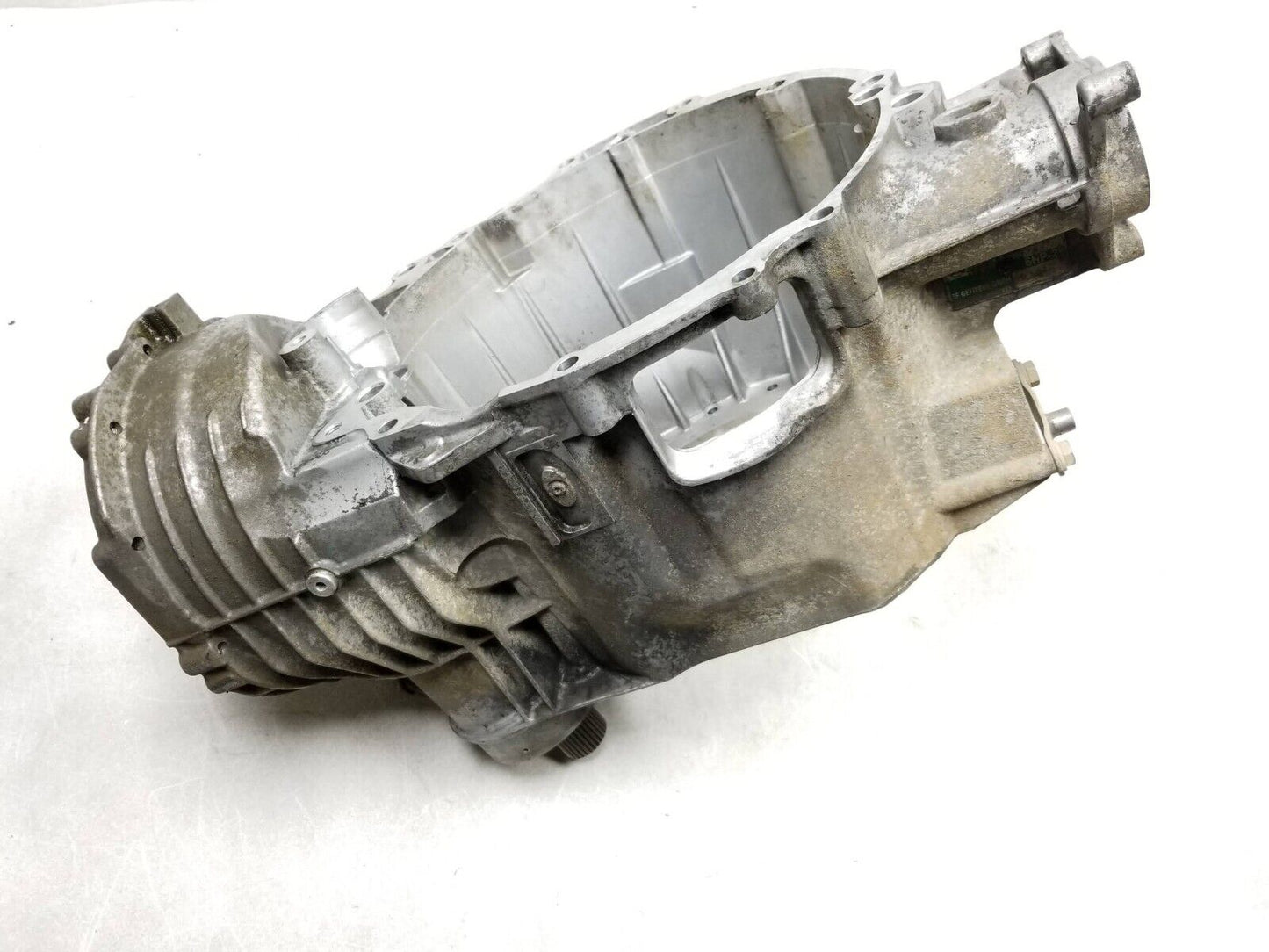 08 09 10 11 Audi A5 Automatic Transmission Bell Housing 6hp-28 3.2l OEM