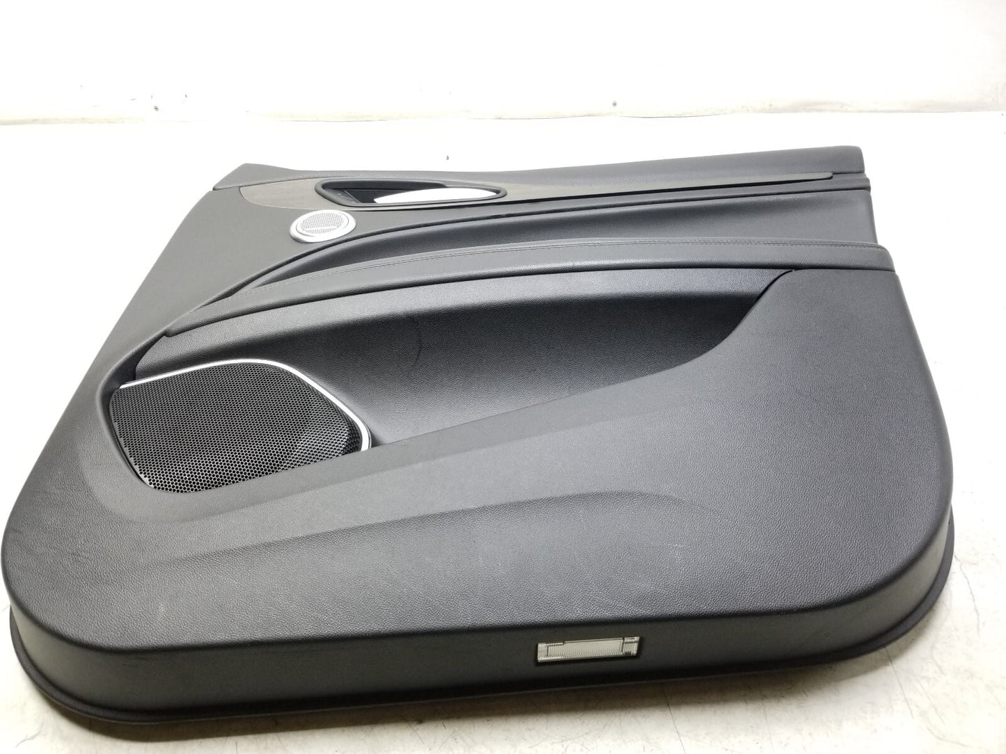 2017 - 2023 Alfa Romeo Stelvio Door Panel Trim Front Passenger Side Right OEM