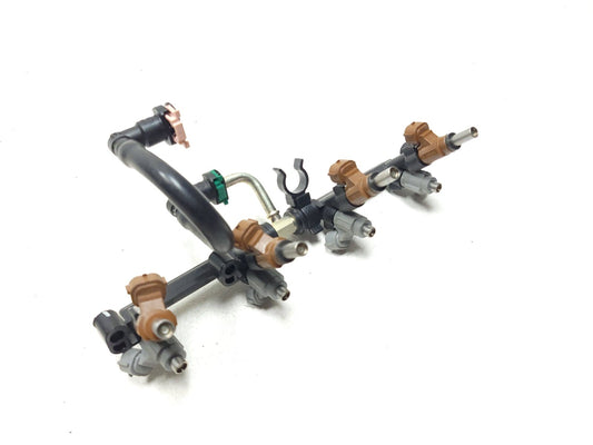 2011 - 2024 Suzuki Gsxr600 Gsxr750 Fuel Rail & Injector OEM