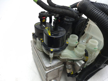 2021 Tesla Model 3 Y Supermanifold Octovalve Pump Assy OEM