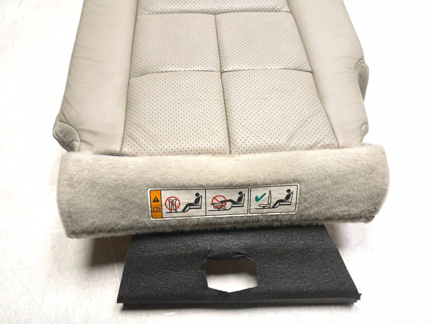 2008 Lincoln Navigator Rear 2nd Row Seat Cushion Bottom Lower 3pcs OEM