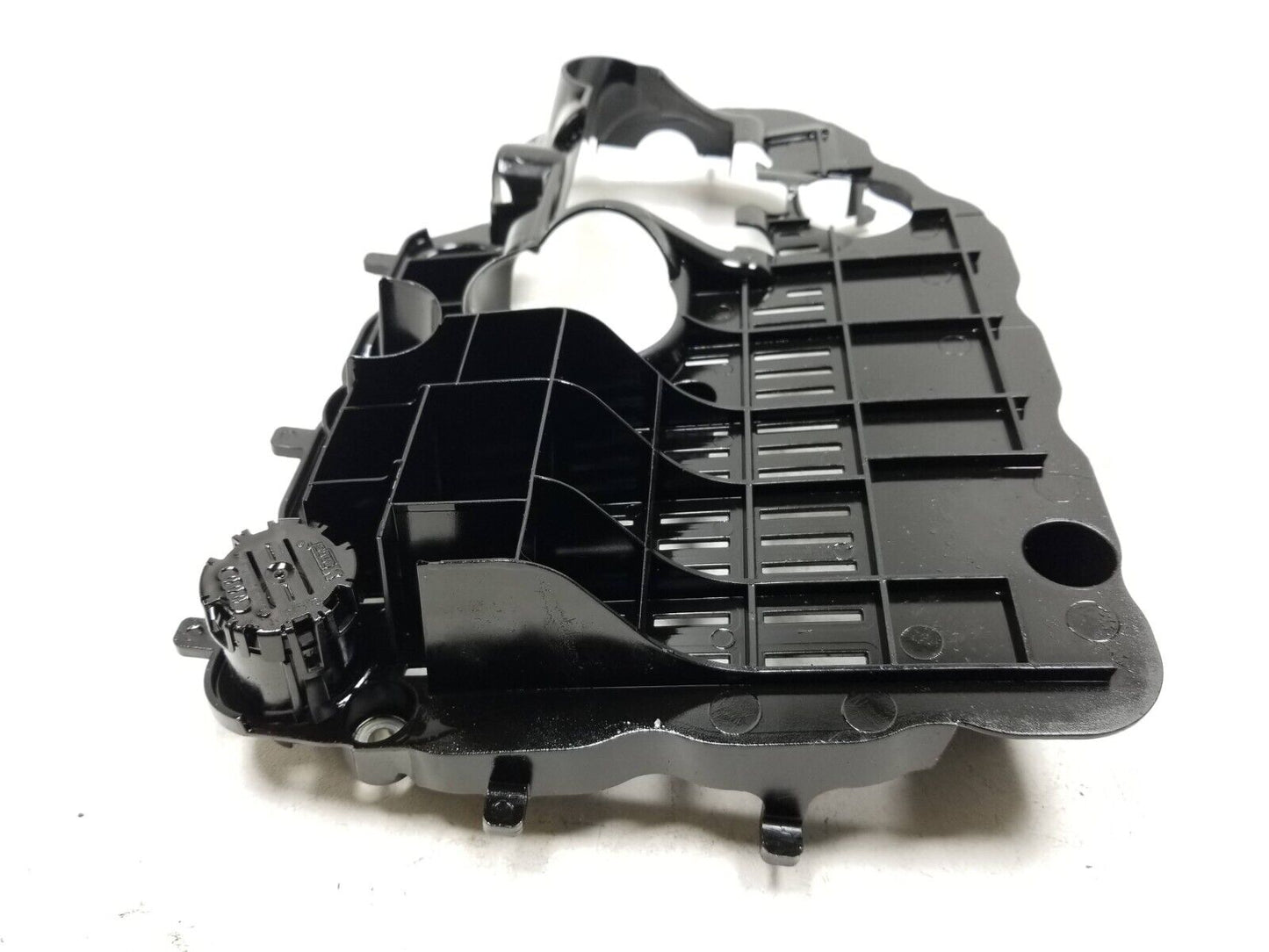 2009 - 2017 Volkswagen Tiguan Engine Oil Pan  2.0l OEM
