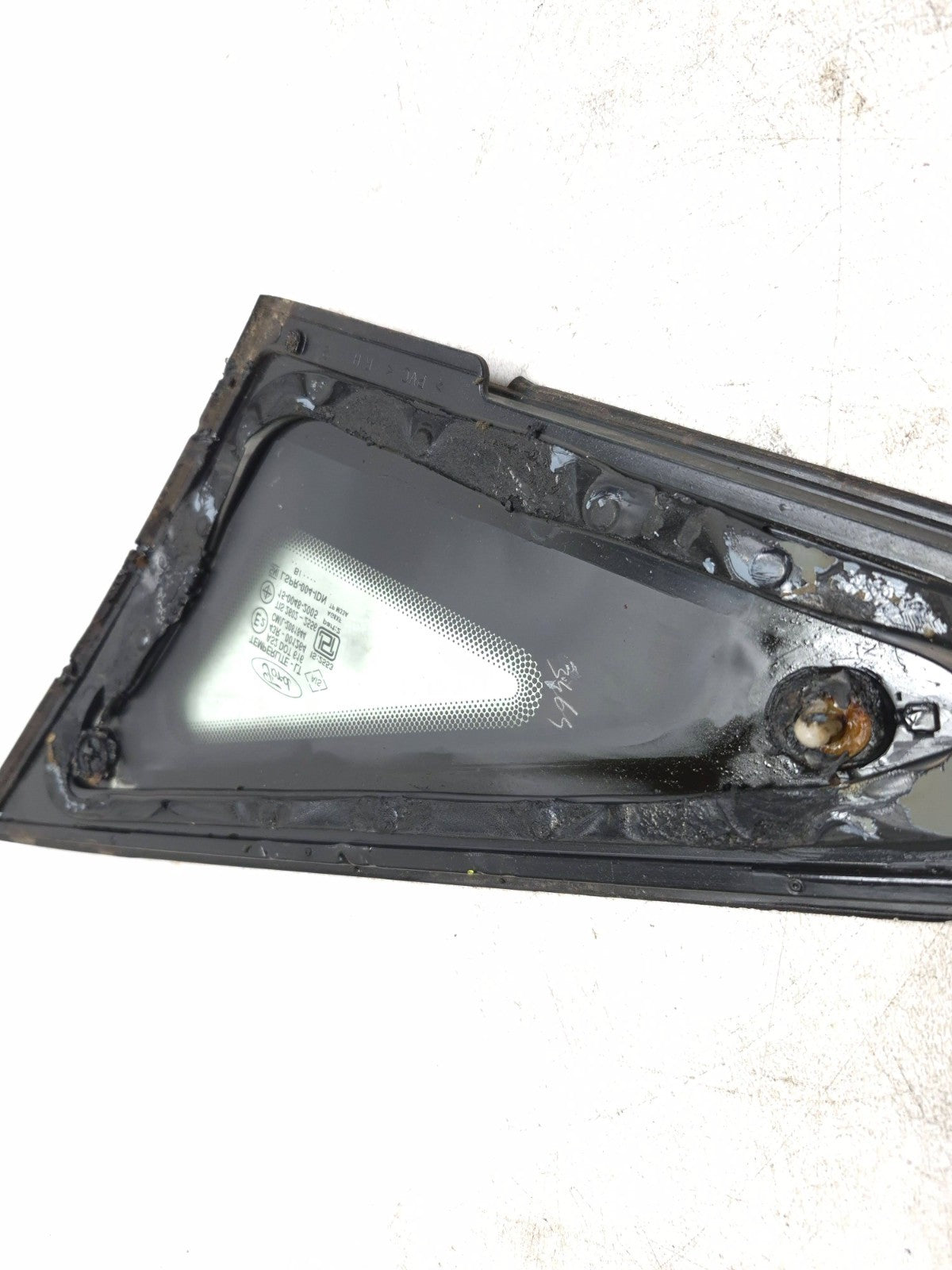 2019 Ford Ecosport Front Vent Glass Front Passenger Side Right OEM