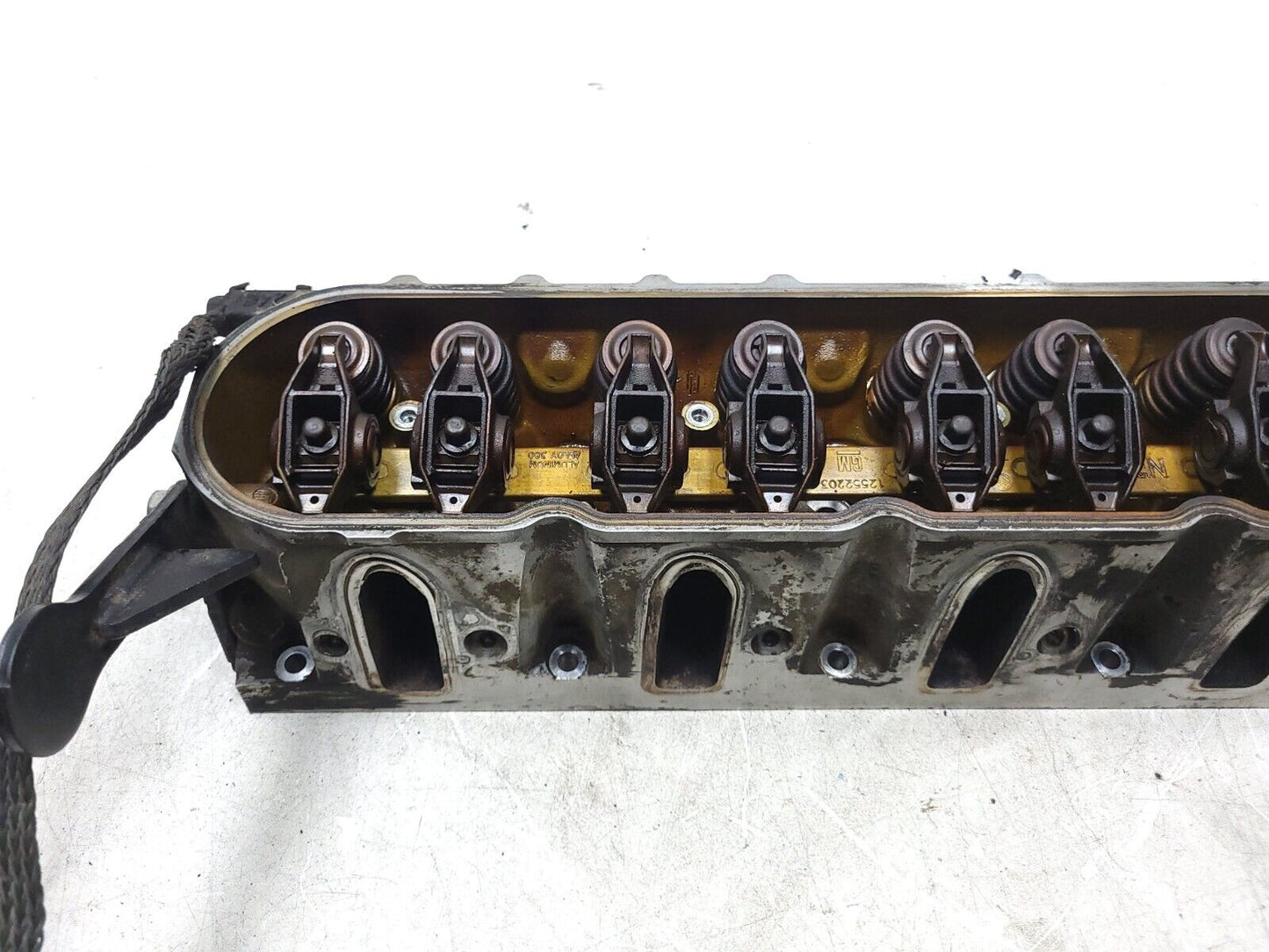 10-14 Chevrolet Suburban Engine Cylinder Head Left & Right Pair 5.3l OEM