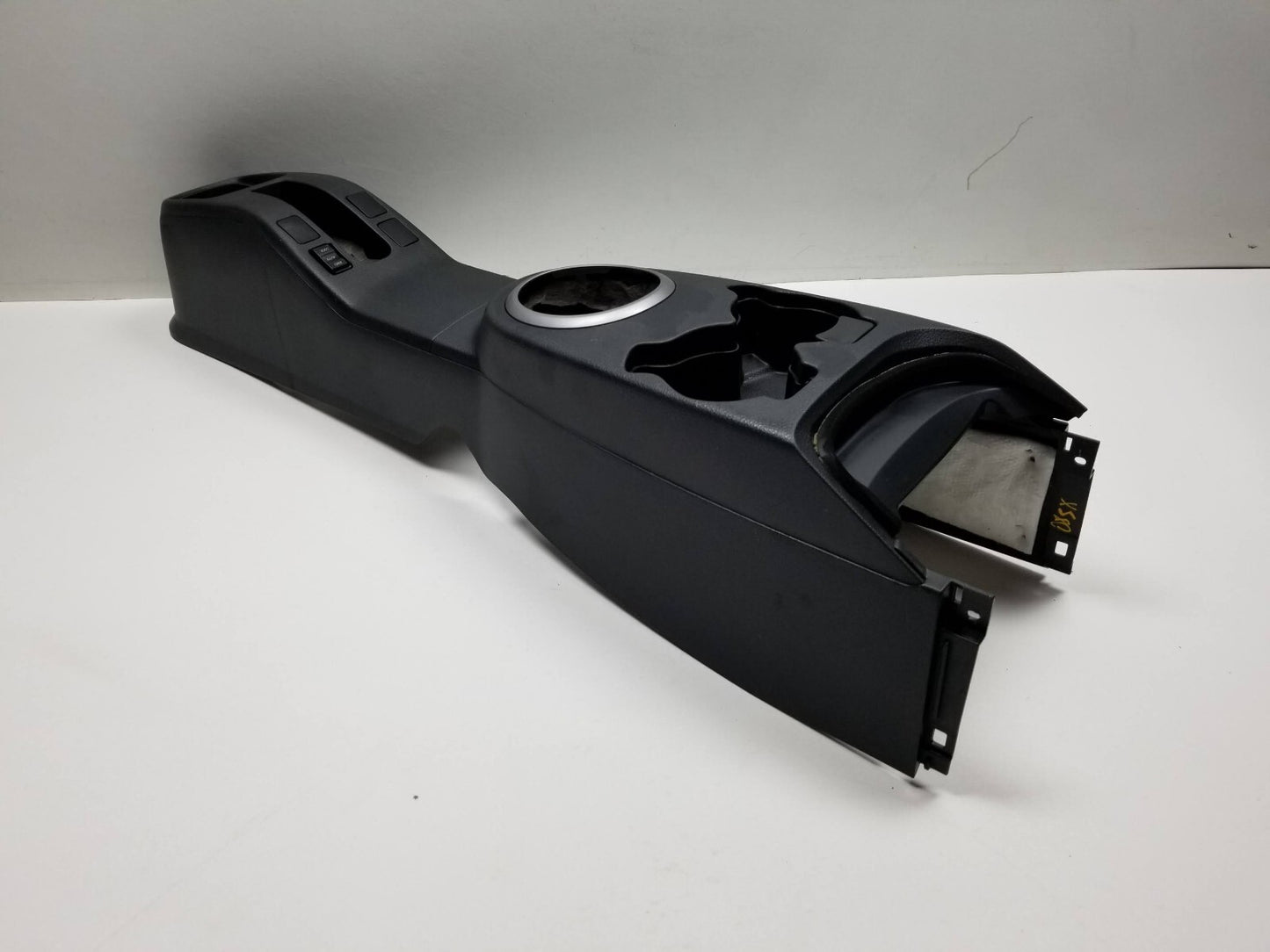 2008 Suzuki Sx4 Center Console Trim W/ Cup Holder OEM