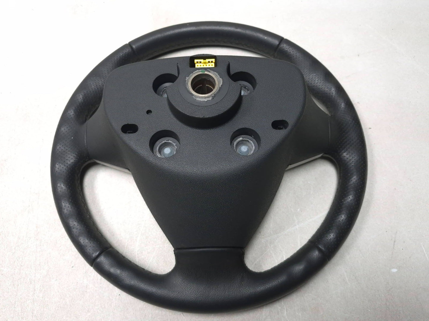 2007 Saab 9-5 Steering Wheel W/ Switch Control Button OEM