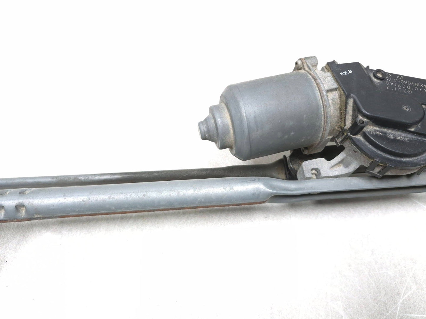 2018 Chrysler 300 Windshield Wiper Motor & Linkage Transmission OEM