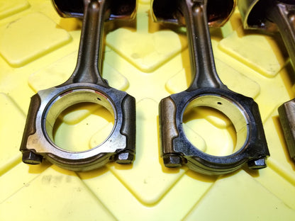 2015 Nissan Sentra Piston W/ Connecting Rod 4pcs 1.8l OEM