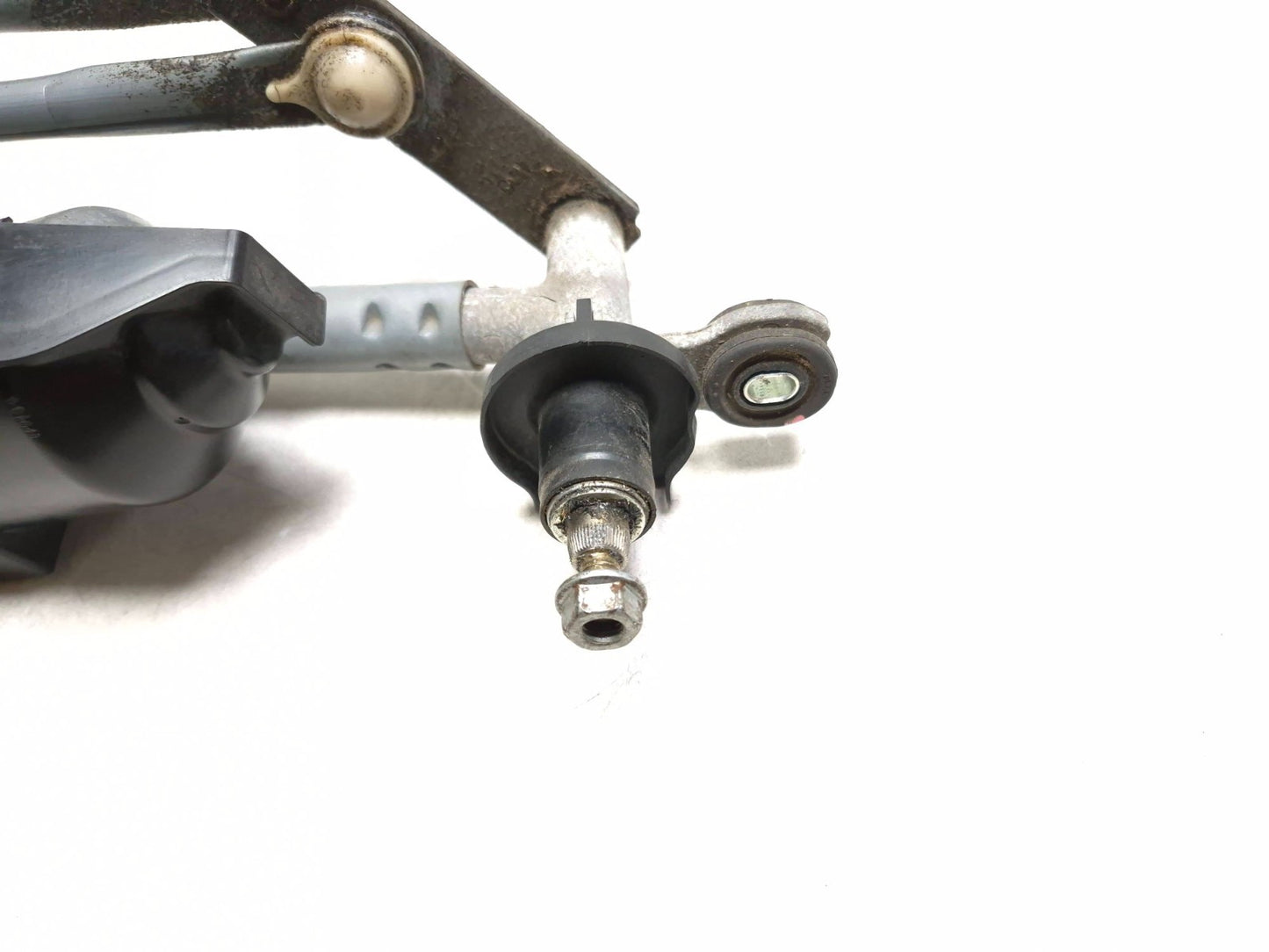 2013 Fiat 500 Turbo Windshield Wiper Motor W/ Linkage OEM