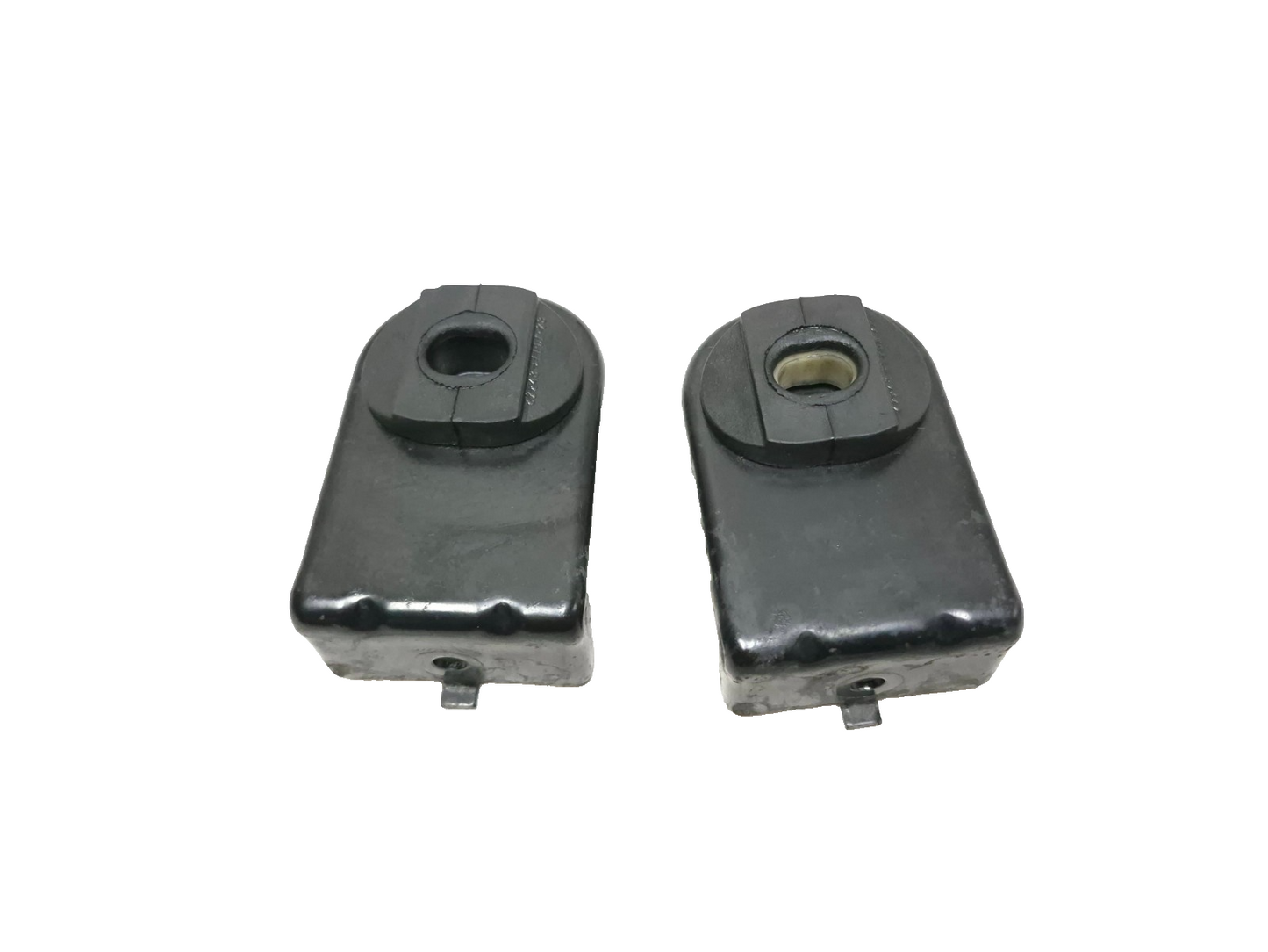 2010 Dodge Caliber Sxt Radiator Mount Bracket 2pcs OEM