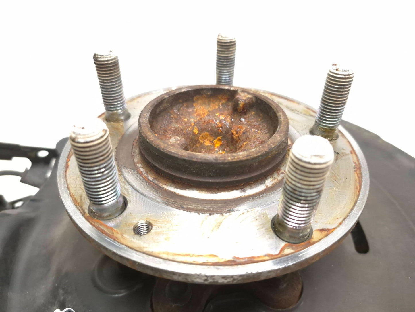 2013 Hyundai Genesis Coupe Wheel Spindle Knuckle Front Passenger Side Right OEM