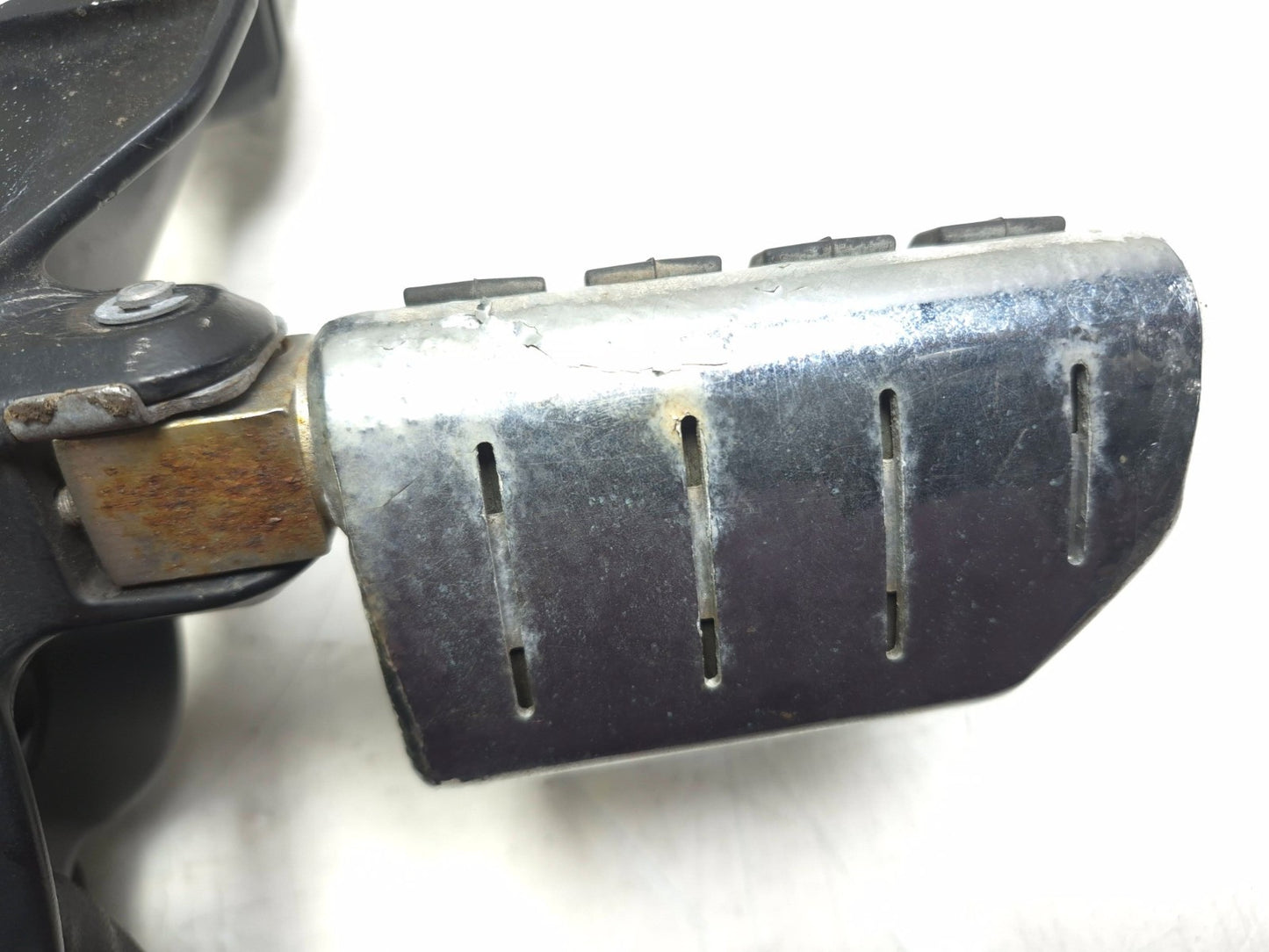 2009 Kawasaki Concours 14 Zg1400 Rear Passenger Footrest OEM