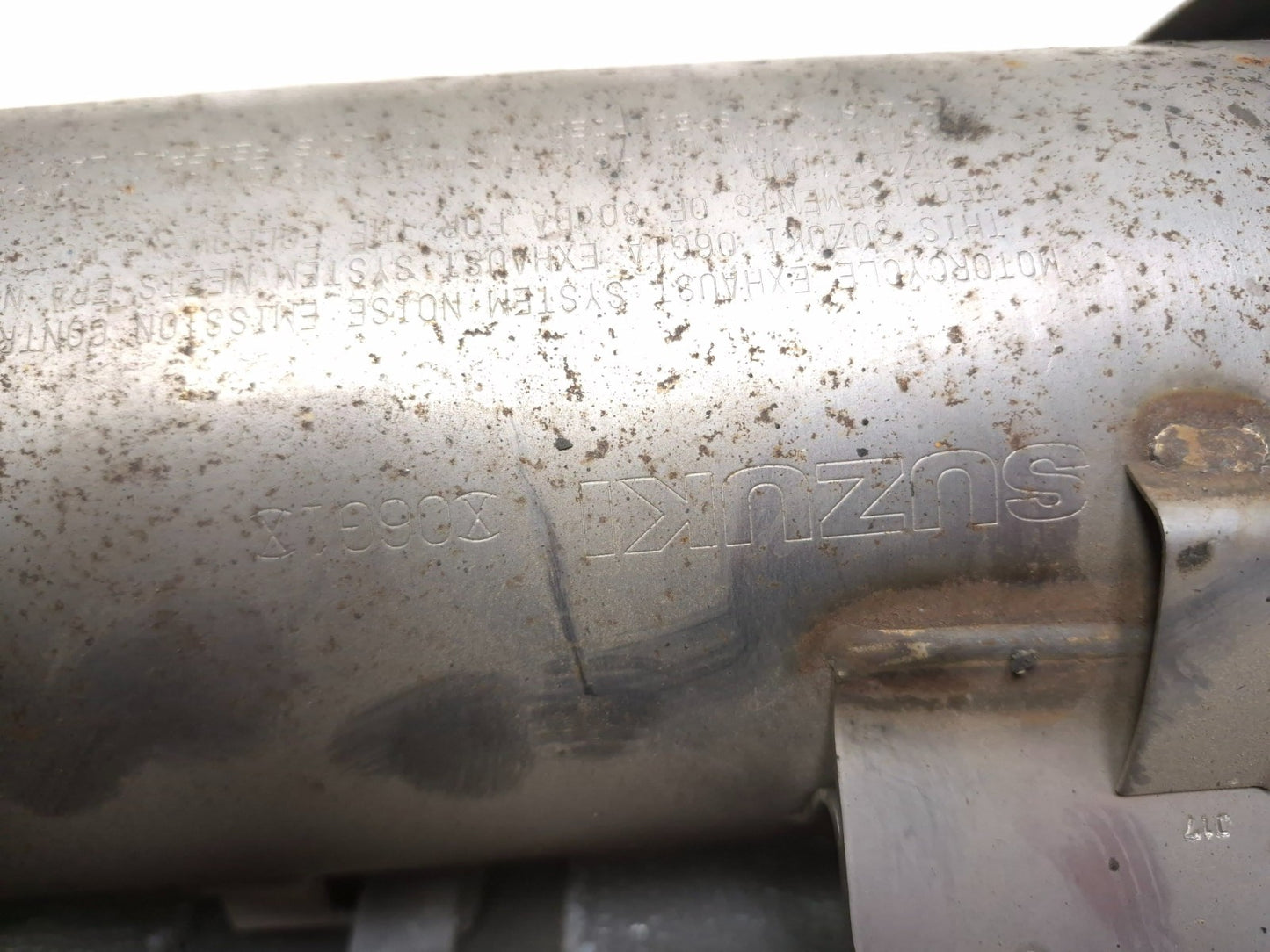 2002 Suzuki V-strom 1000 Dl1000 Exhaust Muffler Left OEM