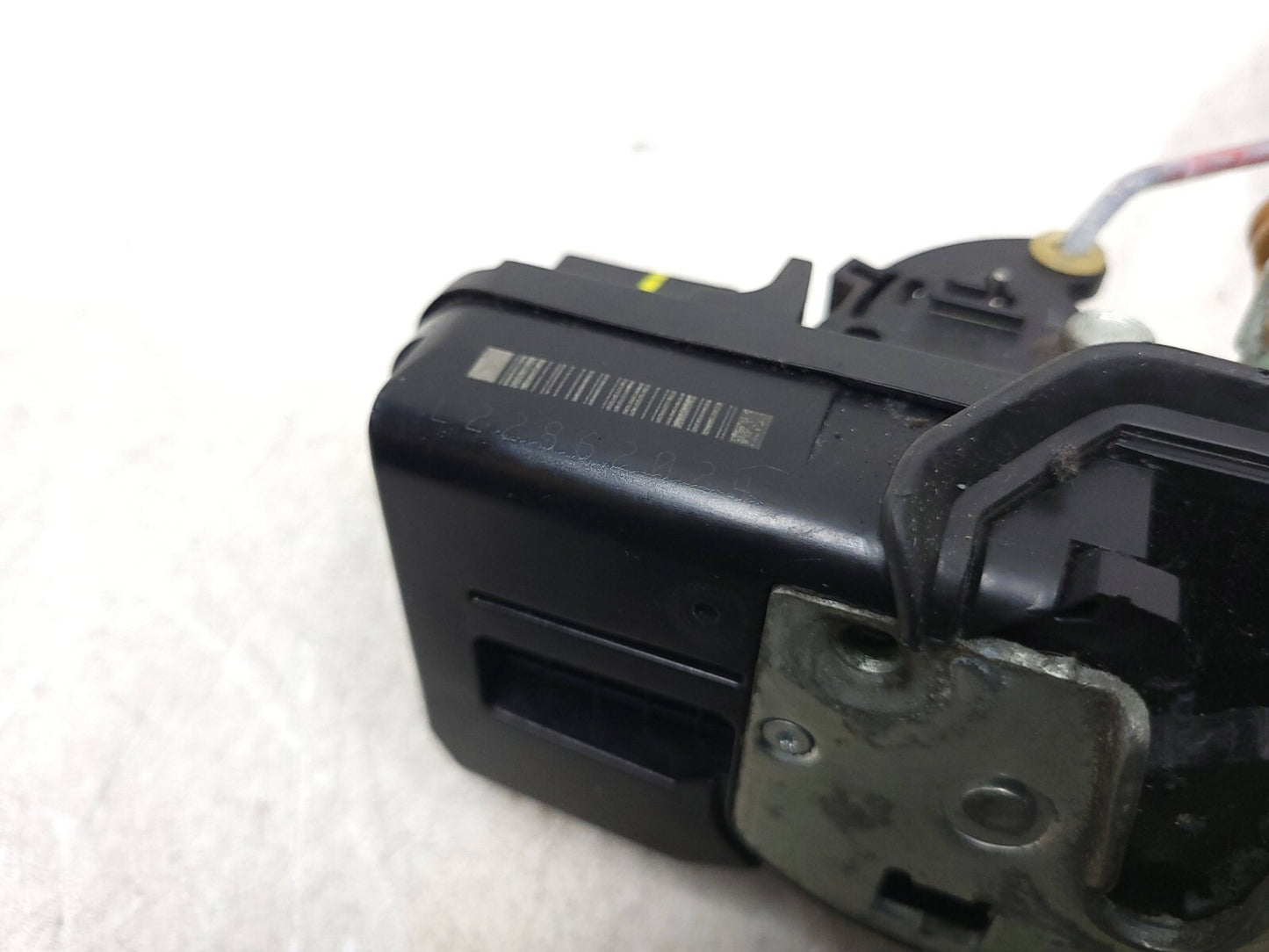 2010 - 2014 Chevrolet Suburban Door Lock Actuator Front Driver Side Left OEM