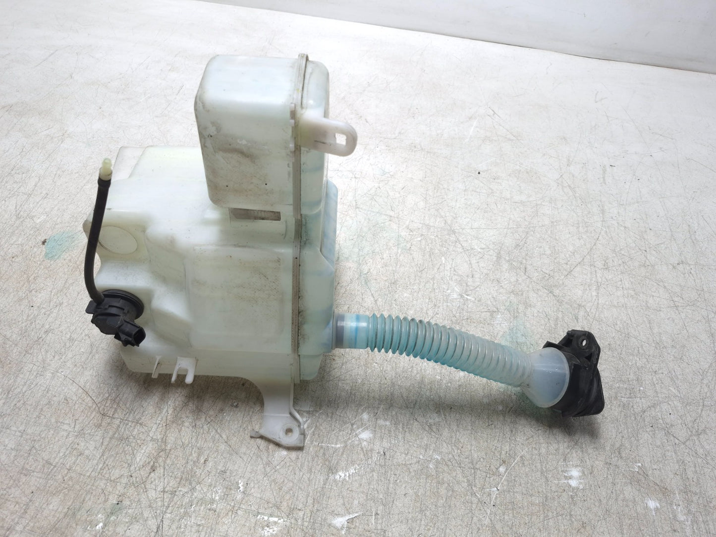 2009 Lexus Is 250 Washer Fluid Reservoir OEM