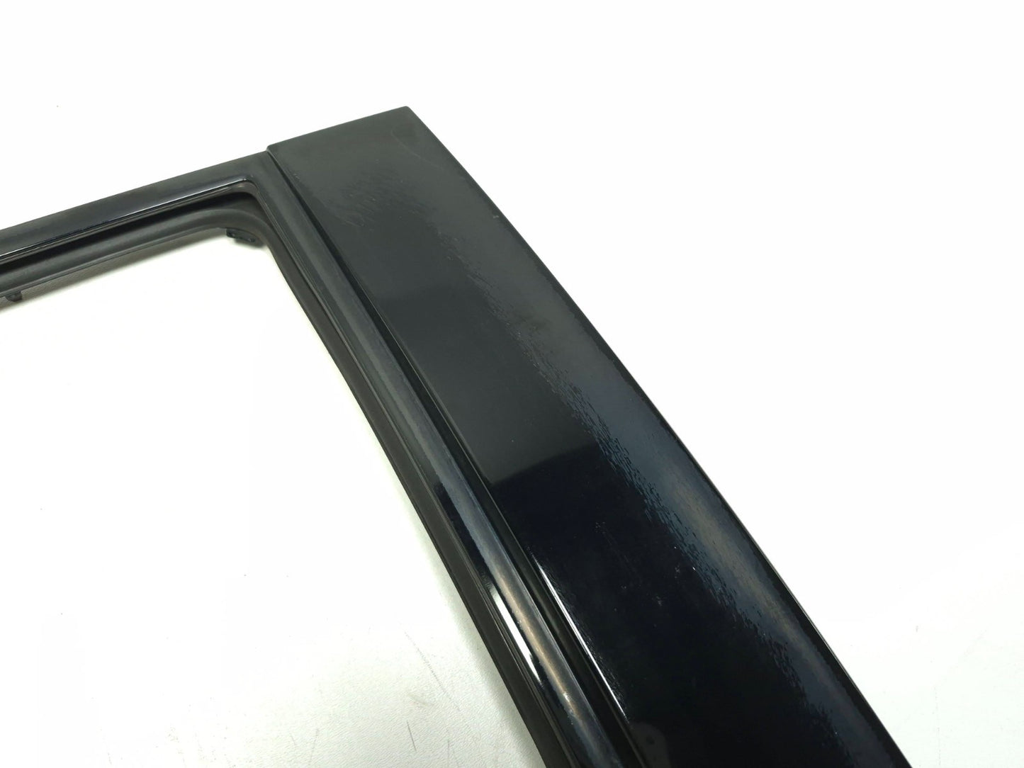 2013 Cadillac Escalade Esv Front Door Window Molding Left Driver Side OEM