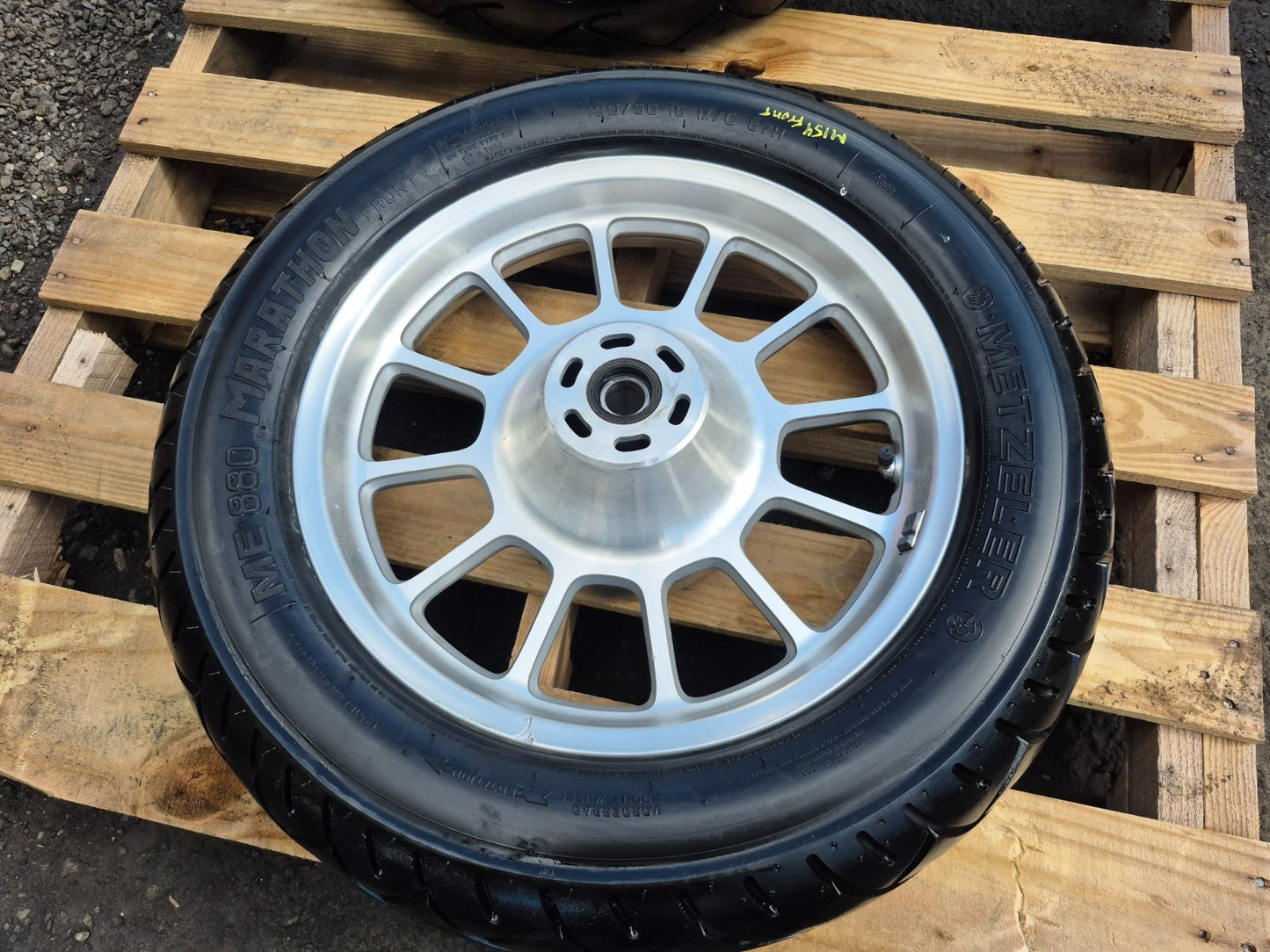 2014 Triumph America Wheel Rim W/tire Metzeler Front & Rear Pair OEM