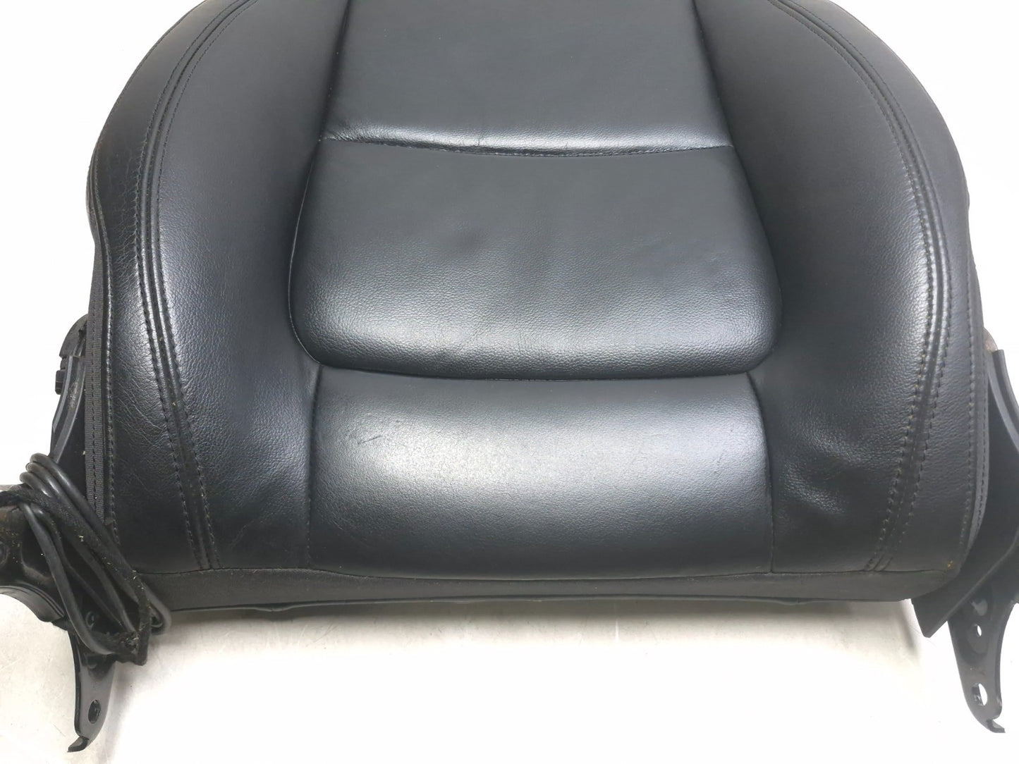 2011 Volkswagen Tiguan Front Right Passenger Seat Back Backrest Upper OEM