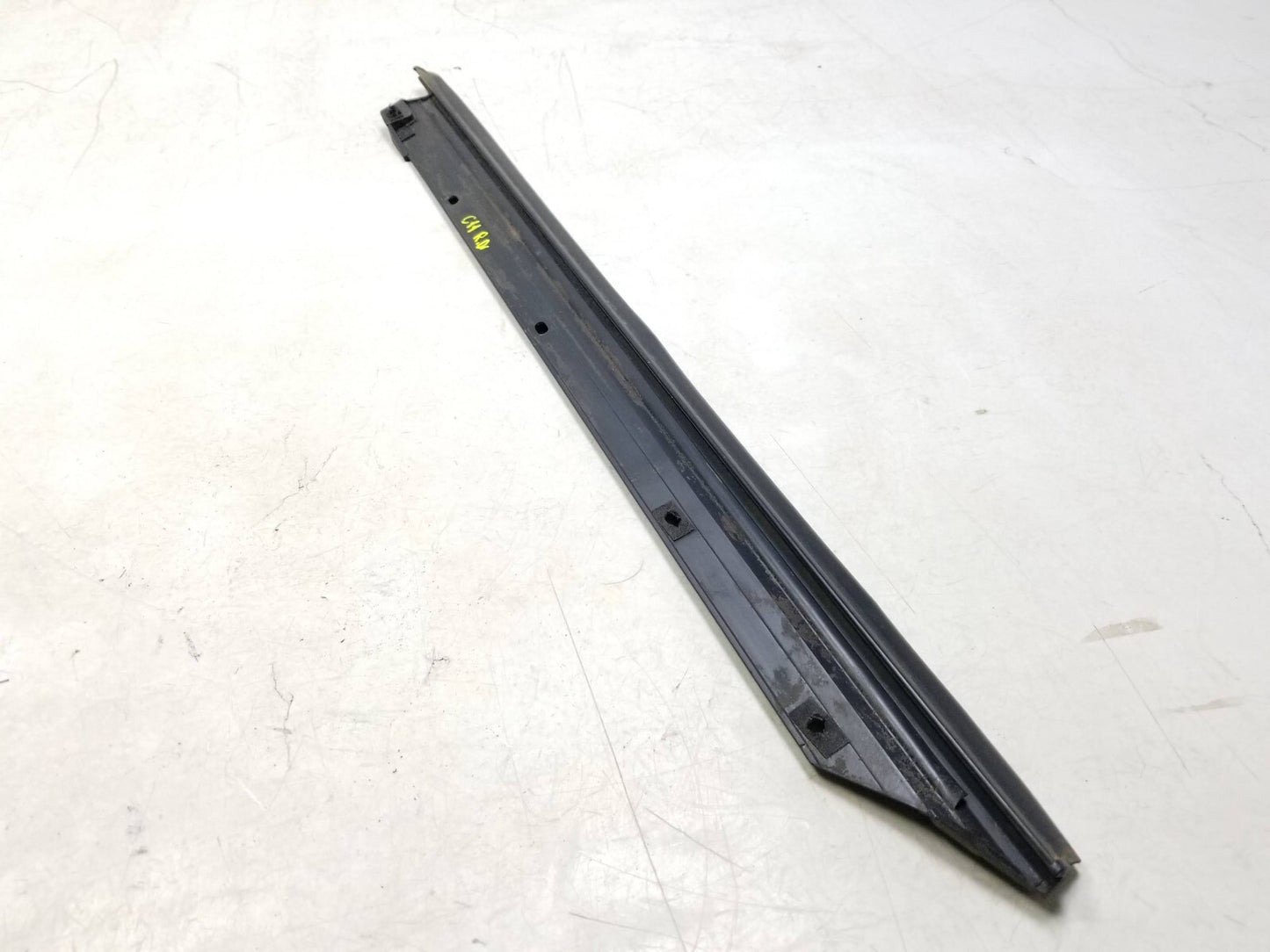 2008 - 2015 Nissan Rogue Rear Door Window Belt Seal Driver Side Left 2pcs OEM