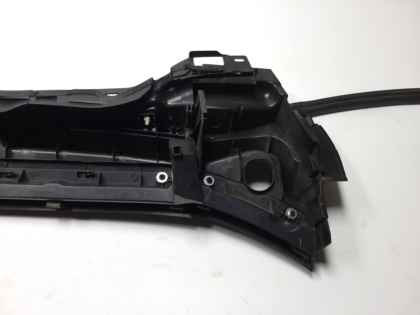 2010 - 2015 Mazda Cx-9 Front Windshield Wiper Cowl Trim OEM