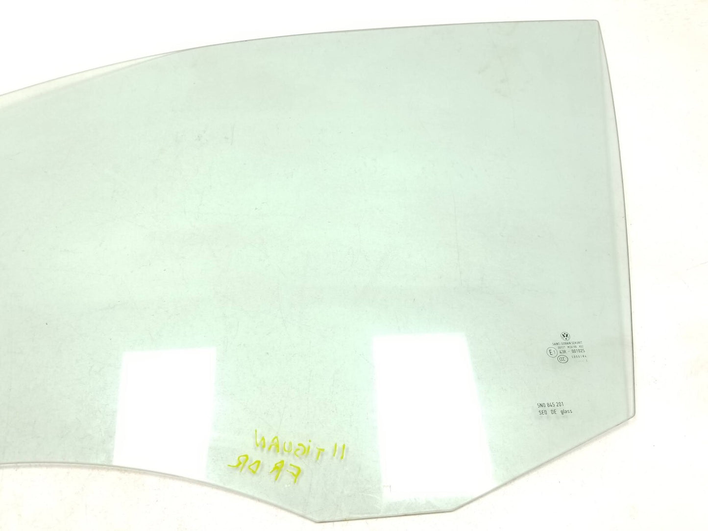2011 VW Tiguan Front Door Window Glass Driver Side Left OEM
