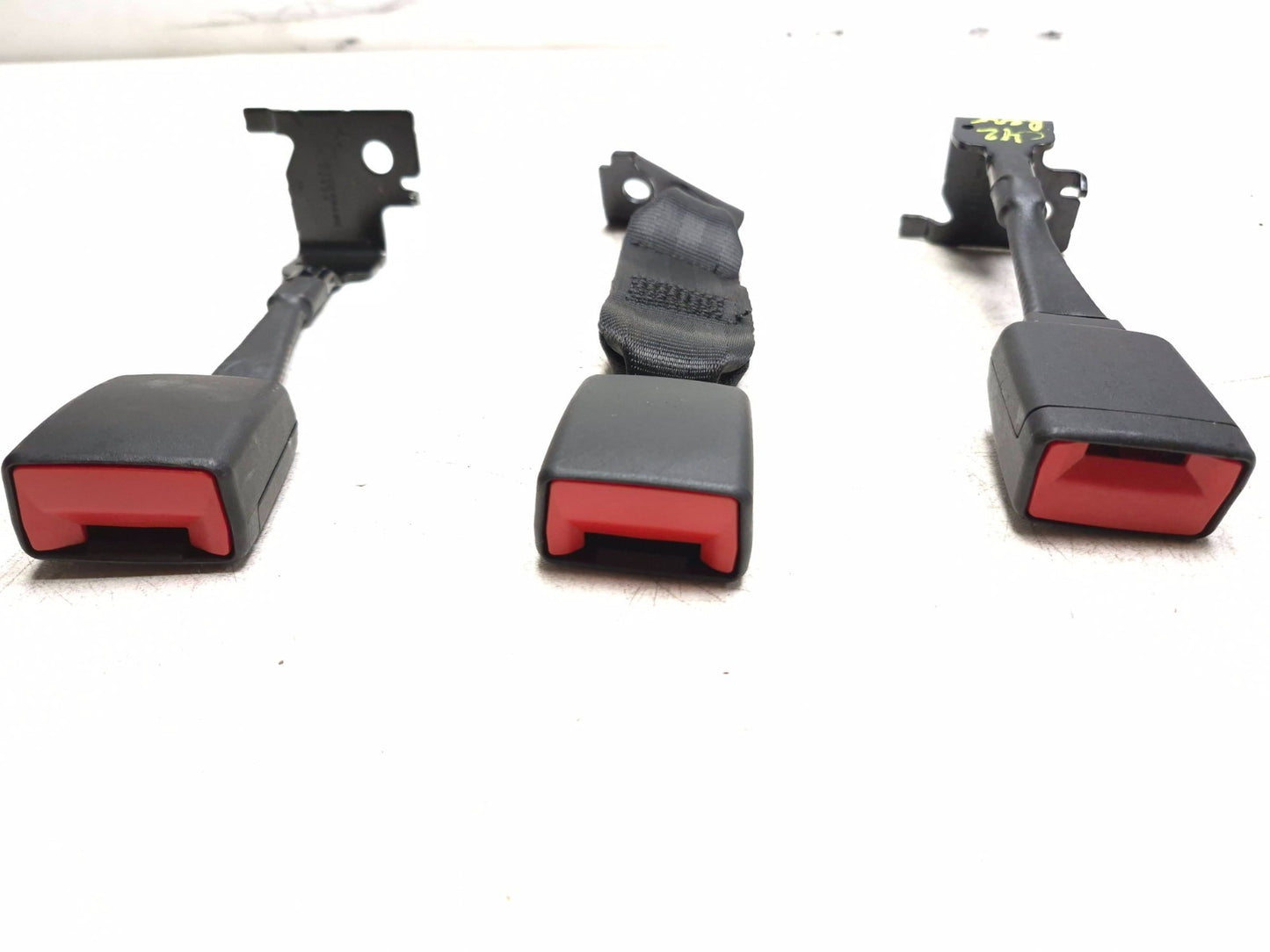2024 Alfa Romeo Stelvio Rear Seat Belt Buckle 3pcs OEM
