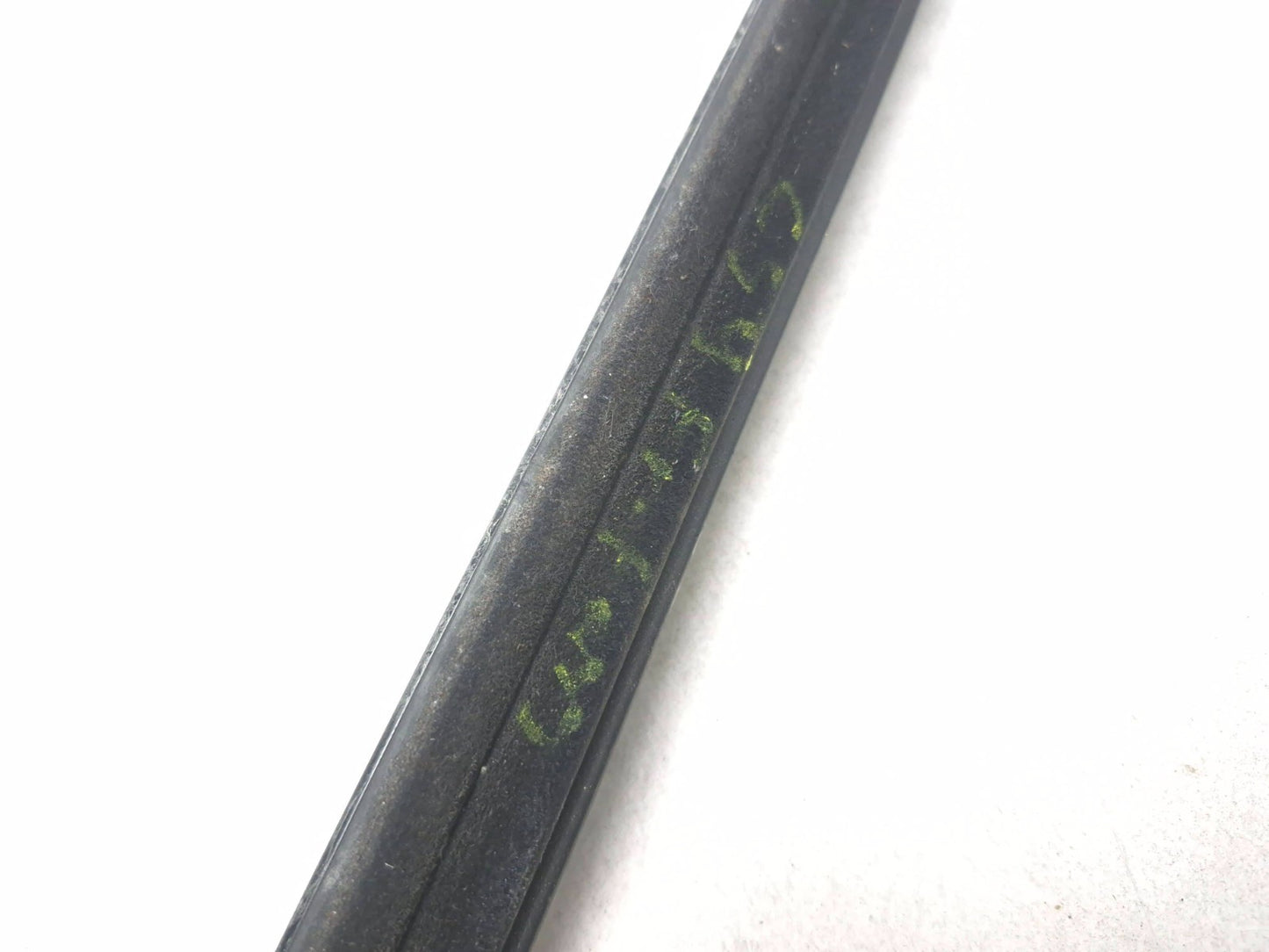 2008 Acura Tl Front Door Weatherstrip Seal Passenger Side Right Set OEM