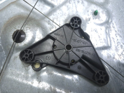 2011 Volkswagen Tiguan Front Right Passenger Door Window Regulator Panel OEM