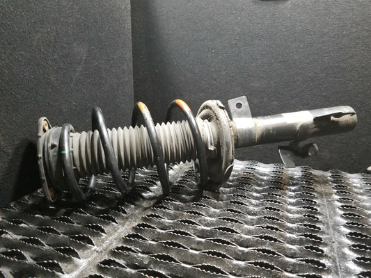 2007 Volvo S40 2.4l Front Strut Shock Absorber Right Passenger Side OEM