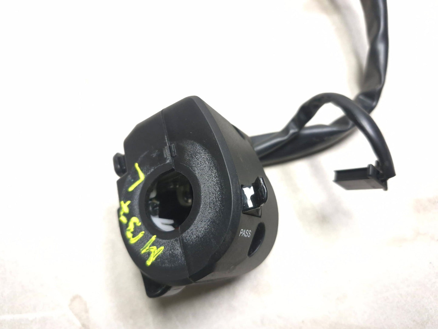 2025 Kawasaki Ninja Ex 500 Left Handlebar Switch OEM