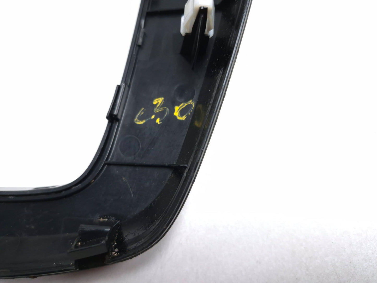 2013 Hyundai Genesis Coupe Center Console Shifter Bezel Trim OEM