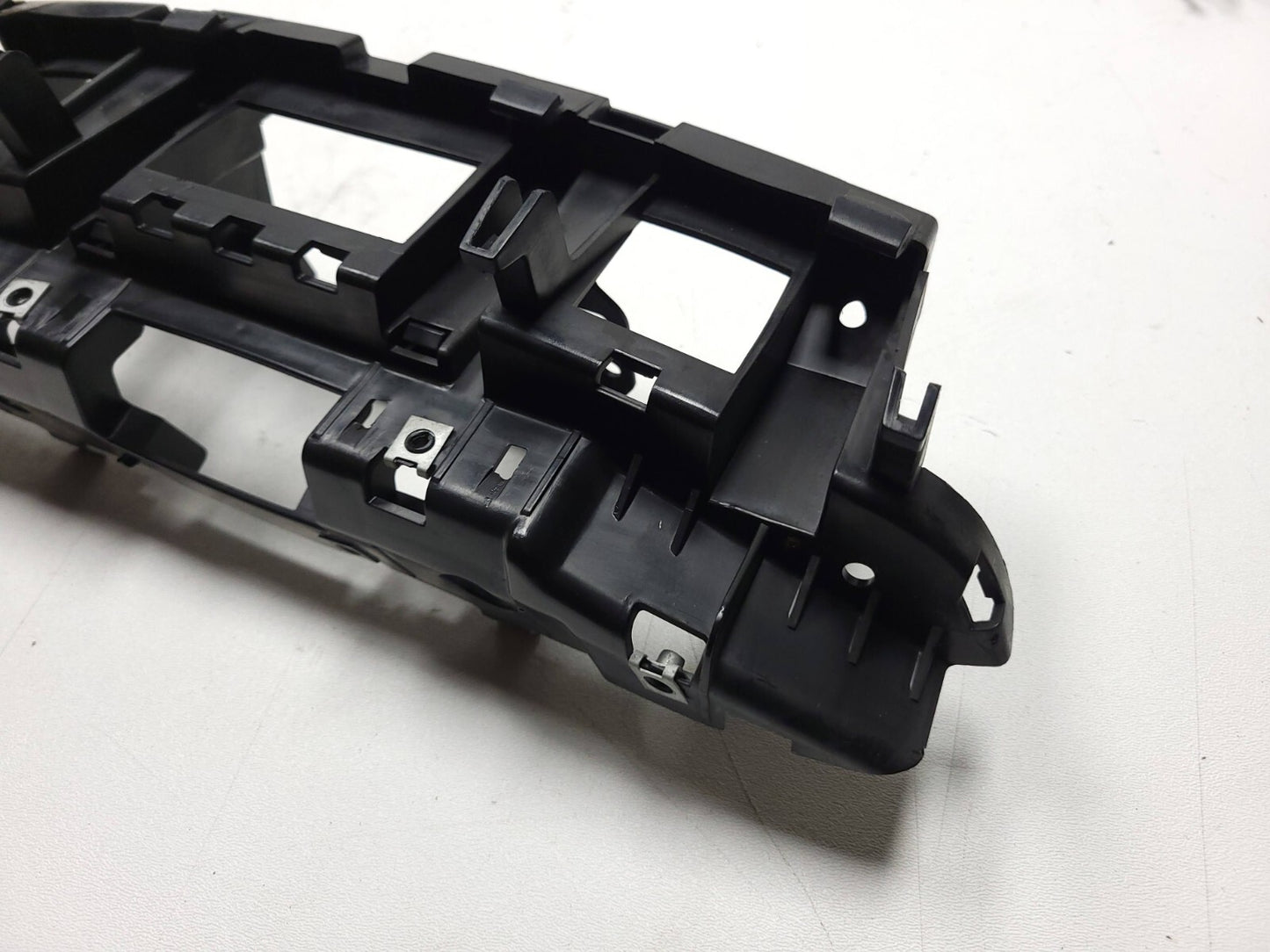 2015 Audi Q7 Front Seat Trim W/ Guide Sleeve Passenger Side Right 7 Pcs OEM