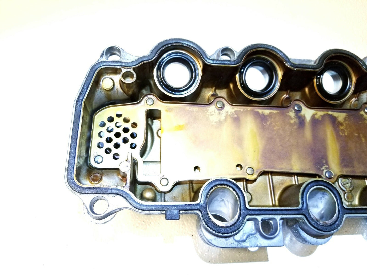 2010 Honda Insight Engine Valve Cover OEM
