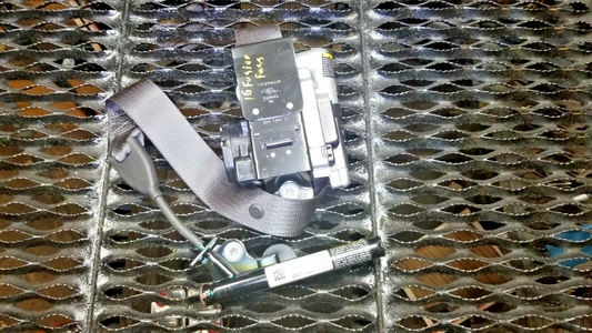 2016 Ford Fusion Front Seat Belt Retractor Right Passenger Side OEM