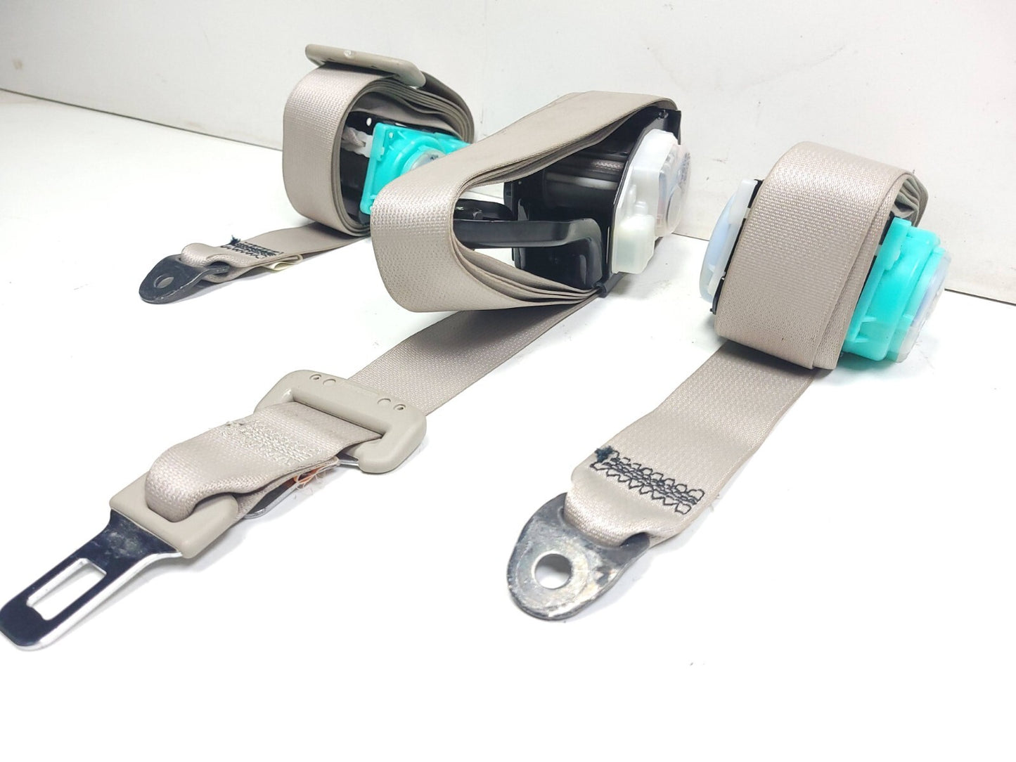 2009 Mazda Cx-7 2nd Row Seat Belt 3pcs OEM