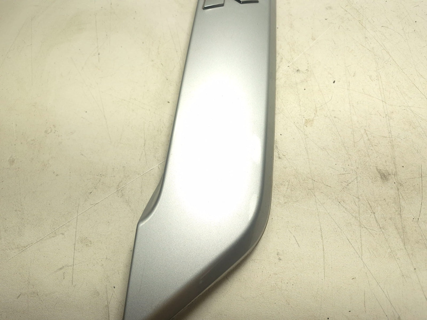 2009 Mitsubishi Outlander Rear Hatch Tailgate Trim Molding 5817a022zz OEM