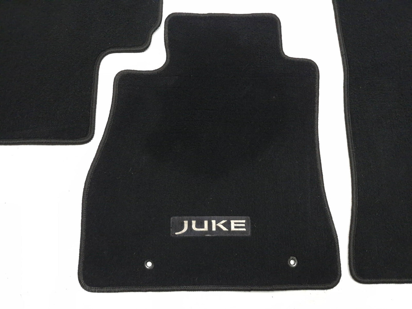 2015 Nissan Juke Floor Mat 4pcs OEM