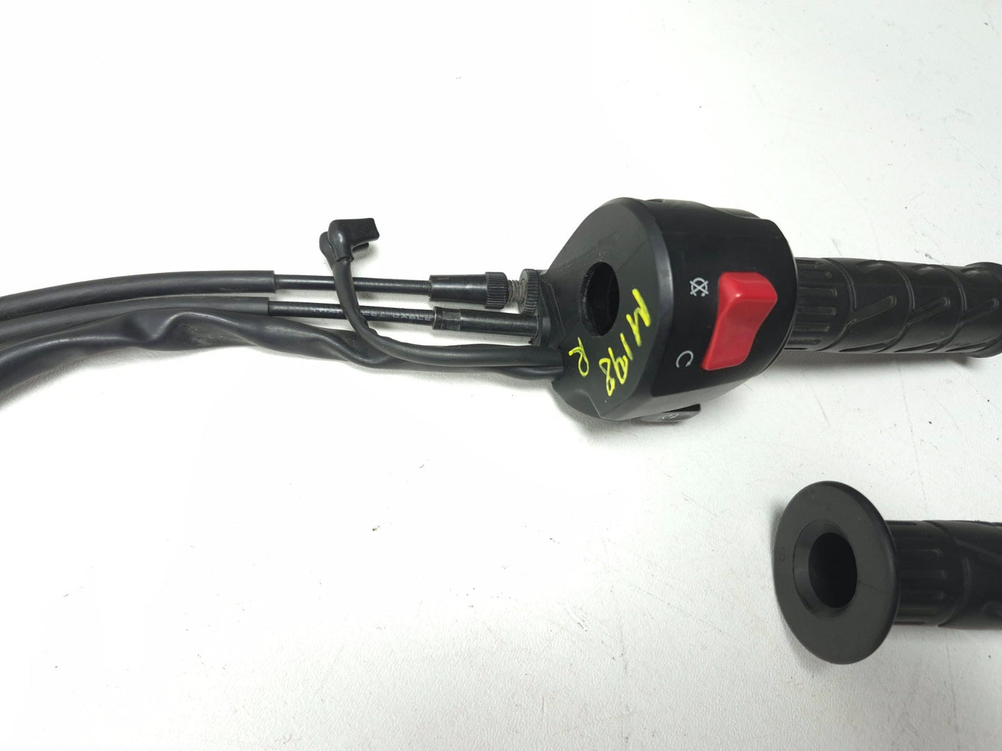 2018 Kawasaki Ninja 650 Ex650 Right Handlebar Switch & Trottle Grip Set OEM