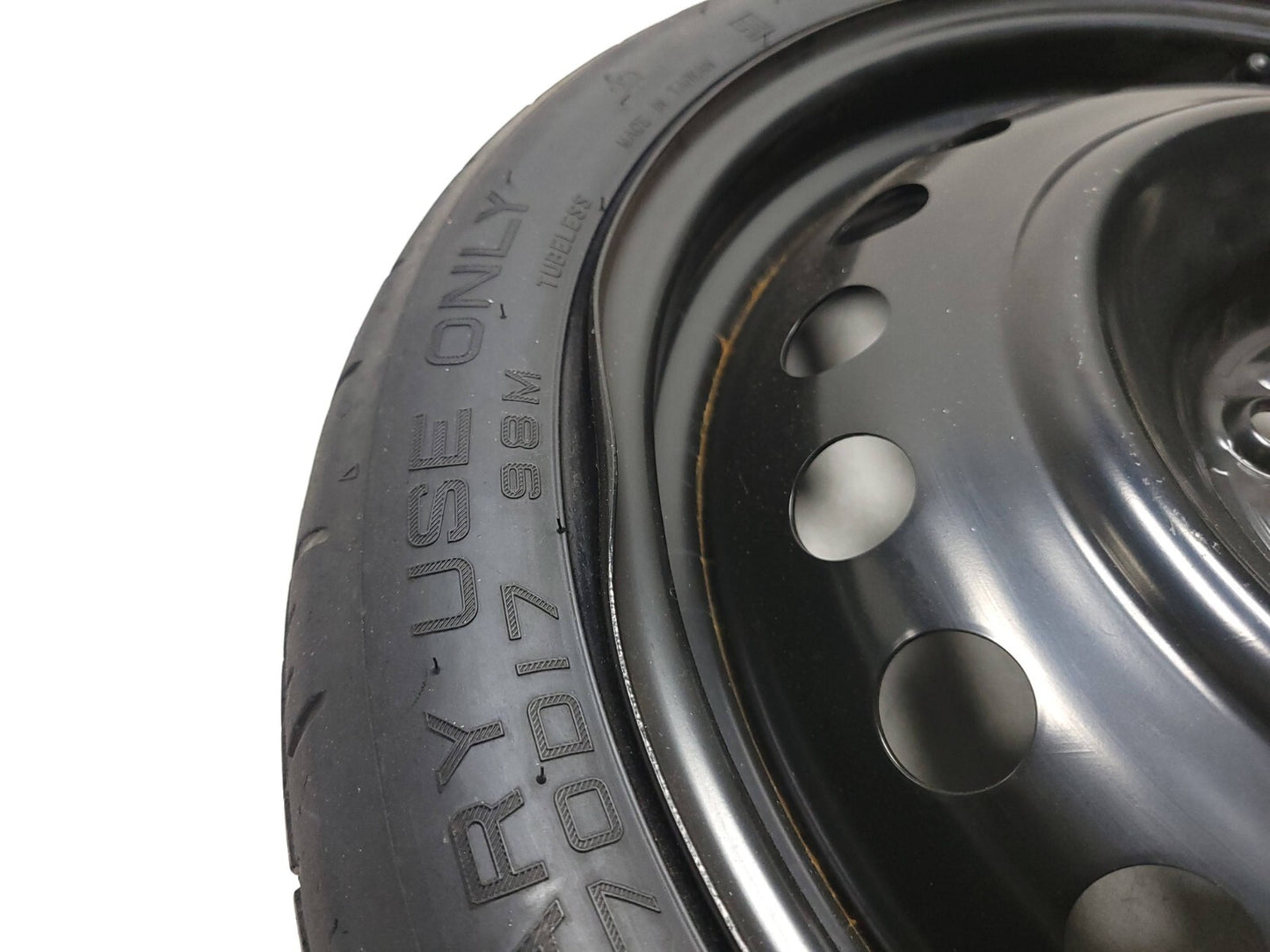 2005 - 2010 Scion Tc Wheel Rim W/ Tire T125 / 70d17 OEM