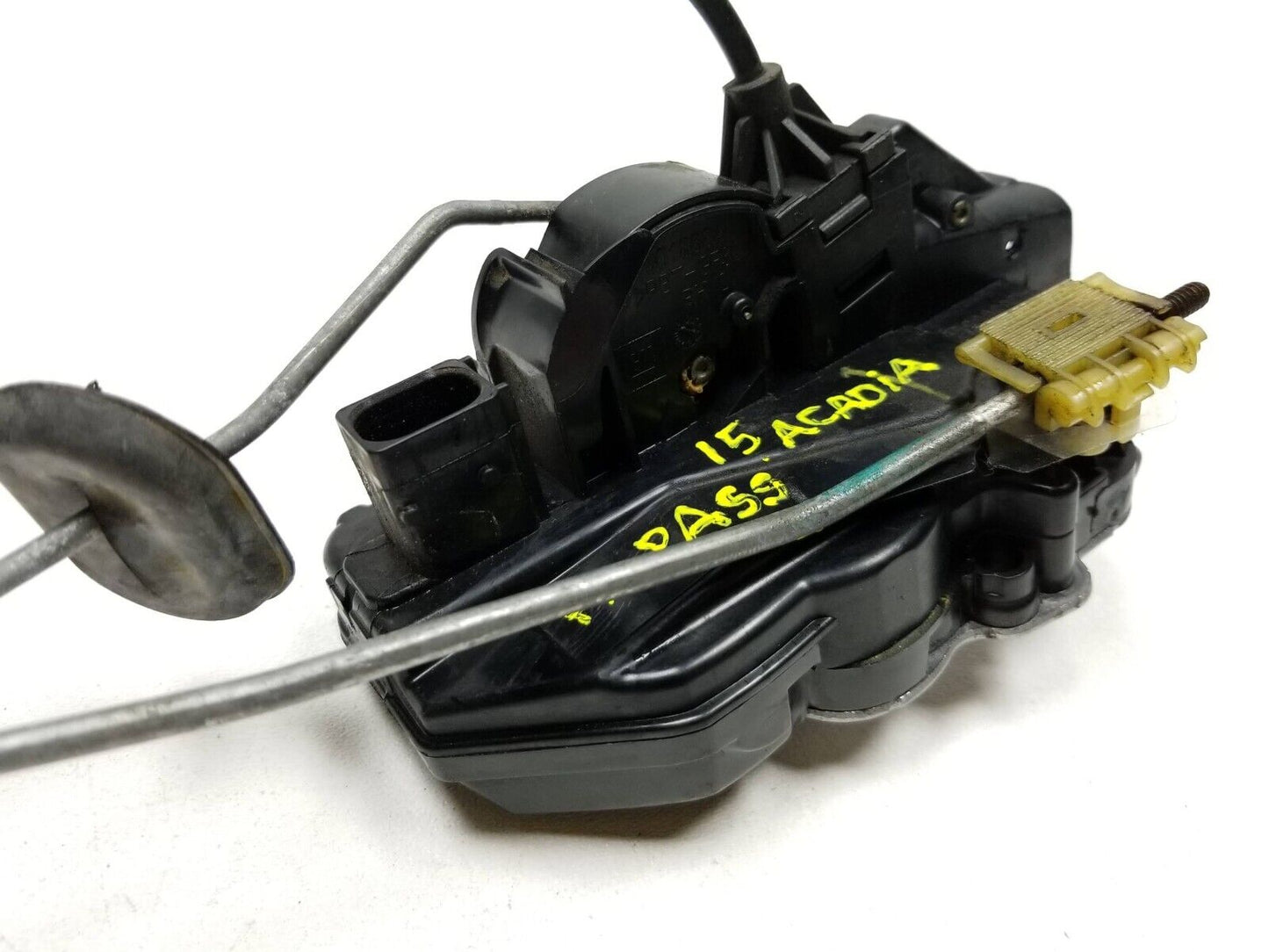 13 14 15 16 GMC Acadia Door Lock Latch Actuator Front Passenger Side Right OEM