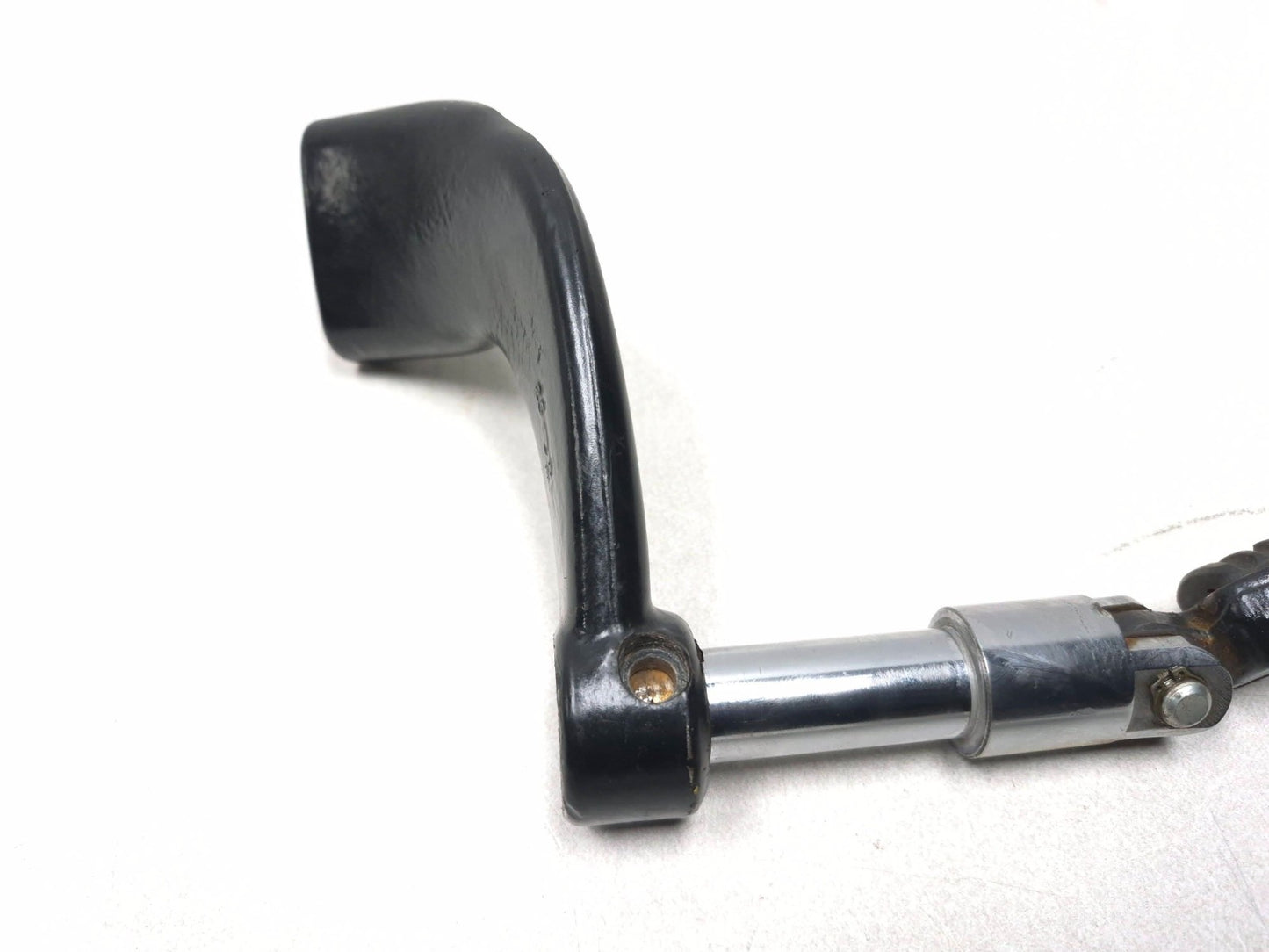 2009 Harley-davidson Sportster Xl883l Left Foot Peg & Mount Bracket OEM